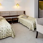 Alexandra 3*
