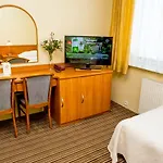 Hotel Alexandra Pobiedziska