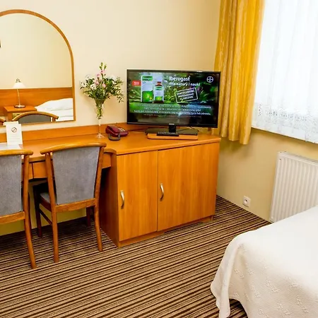 Hotel Alexandra Pobiedziska